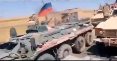 Военные России и США устроили разборки посреди дороги в Сирии: видео - real-vin.com - Россия - США - Сирия