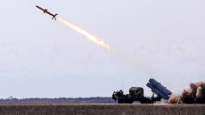Михаил Жирохов - Клинцевич: Украина заявлениями о ракете Р-360 хочет сохранить авторитет своих ВС - inforeactor.ru - Украина - Крым - Новороссийск - Новороссийск