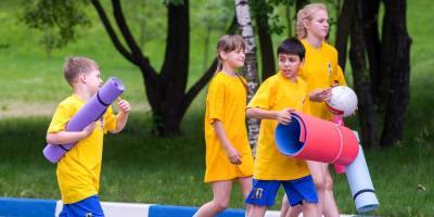 Денис Грибов - В летних лагерях ожидают около 5 млн детей в этом сезоне - m24.ru
