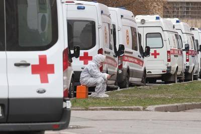 Более 7,7 тысячи новых случаев коронавируса выявили в России за сутки - trud.ru - Москва - Россия - Иркутская обл. - Санкт-Петербург - Московская обл. - Челябинская обл. - Нижегородская обл. - Воронежская обл. - Свердловская обл. - Югра