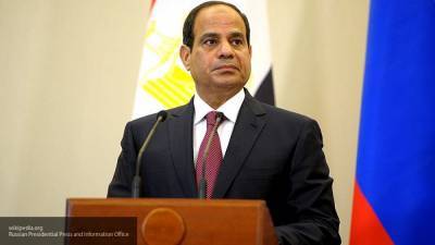 Абдель Фаттах - Боеготовность египетских войск на границе с Ливией проверил президент Египта ас-Сиси - politros.com - Египет - Ливия