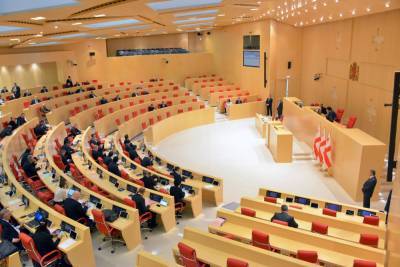 Парламент Грузии принял поправки в конституцию по выборам в первом чтении - newsgeorgia.ge - Грузия