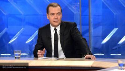 Дмитрий Медведев - Медведев поблагодарил медработников за героический труд и борьбу с COVID-19 - nation-news.ru - Россия