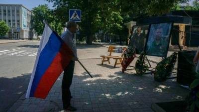 Дмитрий Песков - Олег Царев - Царев назвал два сценария для Донбасса в случае невыполнения Киевом Минских соглашений - riafan.ru - Россия - Украина - Киев - ДНР - ЛНР