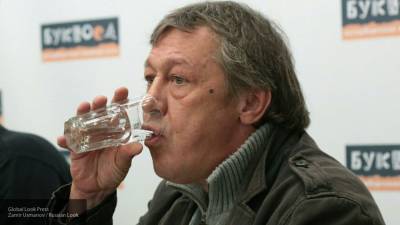 Михаил Ефремов - Эльман Пашаев - Адвокат рассказал о возможных причинах пьяной езды Ефремова - polit.info - Москва - Украина