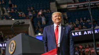 Дональд Трамп - Джон Болтон - Си Цзиньпин - Питер Наварро - Наварро заявил о том, что Трамп не просил о помощи Си Цзиньпина в переизбрании - iz.ru - Китай - США - Япония