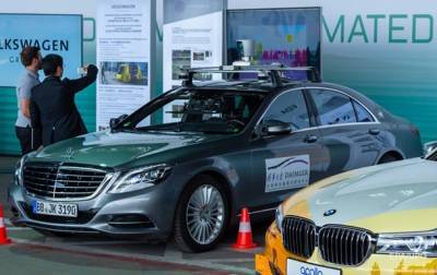Mercedes - BMW и Mercedes приостановили совместную разработку беспилотных авто - korrespondent.net