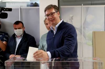 Ивица Дачич - Александар Вучич - На парламентских выборах в Сербии лидирует партия президента Вучича - aif.ru - Сербия