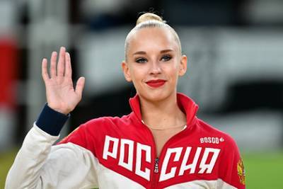 Дмитрий Кугрышев - Российскую гимнастку раскритиковали за фото в нижнем белье во время беременности - lenta.ru - Россия