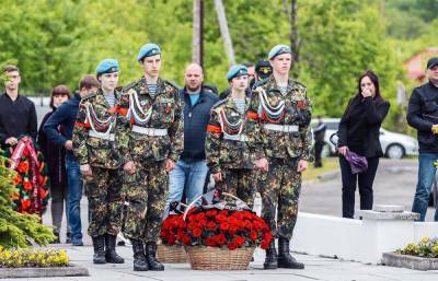 В Победино предали земле останки воинов-освободителей Южного Сахалина - sakhalin.info - Россия - Сахалинская обл. - Холмск - район Смирныховский