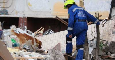 Взрыв в Киеве: спасатели укрепляют стену дома, чтобы избежать новых обвалов - tsn.ua - Украина - Киев