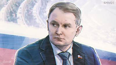 Александр Шерин - Денис Шмыгаль - Шерин призвал уголовно наказать премьера Украины за слова о Второй мировой войне - riafan.ru - Украина