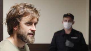 Петр Верзилов - Петра Верзилова арестовали на 15 суток. Его обвинили в нецензурной брани на улице - bbc.com - Москва - Россия - район Мещанский