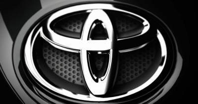 Toyota осенью выпустит две «подключенных» модели - popmech.ru
