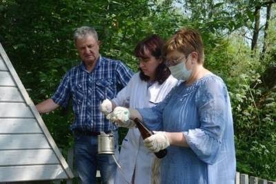 Вода из колодцев и пруда в деревне Шепилово исследована специалистами - serp.mk.ru