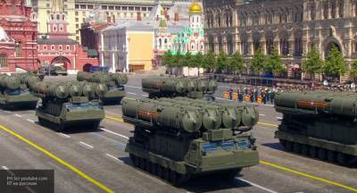 Легендарные Т-34 и Су-100 открыли прохождение техники на параде Победы в Москве - politros.com - Москва - Россия