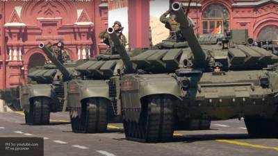 Камера влетела в дуло Т-90 на параде Победы в Москве и показала внутренность башни - polit.info - Москва - Россия