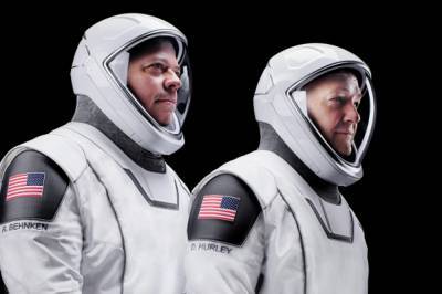 Роберт Бенкен - Космический корабль SpaceX Crew Dragon вернется на Землю в августе - vkcyprus.com - США