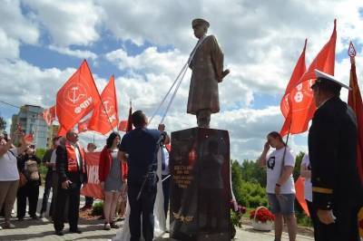 Иосиф Сталин - В России открыли памятник Иосифу Сталину - readovka.news - Россия - Нижегородская обл. - Бор