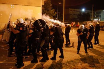В Черногории после ареста оппозиционеров начались беспорядки - inform-ua.info - Черногория - Подгорица