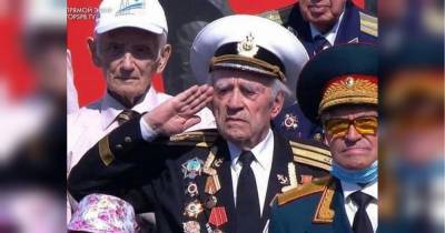 Леонид Брежнев - Воскрес? На параде в России заметили ветерана с редким орденом "Победа" - fakty.ua - Россия - Санкт-Петербург
