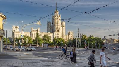 Татьяна Позднякова - Гидрометцентр Роман Вильфанд - В Москве в выходные ожидается жаркая погода - russian.rt.com - Москва - Россия