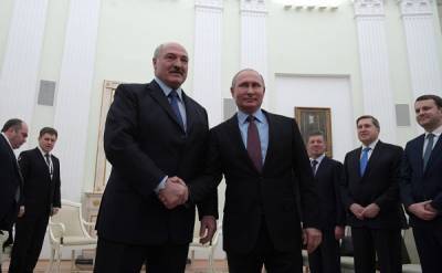 Владимир Путин - Дмитрий Песков - Александр Лукашенко - Лукашенко собирается пожаловаться Путину на "фейки" из российских telegram-каналов - nakanune.ru - Россия - Белоруссия