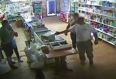 Кузбассовец в магазине ранил ножом покупателя, заступившегося за продавца - gazeta.a42.ru - район Беловский