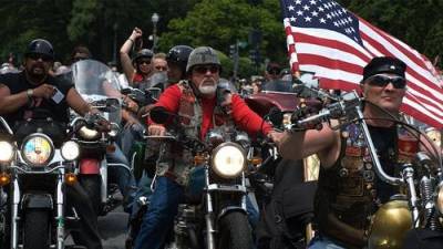 Трамп - Джордж Флойд - Крестовый поход мотоциклов. Байкеры в США поддерживают Трампа и грозятся освободить Сиэтл от бунтарей - argumenti.ru - США