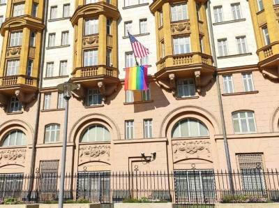 Посольство США в Москве голосует против поправок радужным флагом - newsland.com - Москва - США