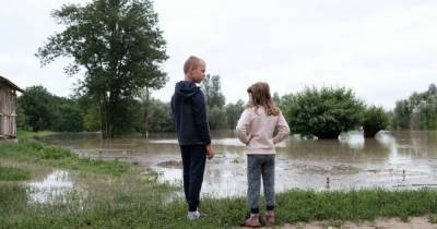 Наводнение на Прикарпатье: затоплены 202 населенных пункта и более 9 тысяч домов, заблокирован 19 сел - tsn.ua - район Верховинский