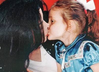 Майкл Джексон - Пэрис Джексон - Годовщина смерти Майкла Джексона: дочь поделилась архивными фото поп-короля - focus.ua