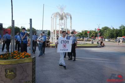 Не менее девяти человек задержали в Гродно во время стихийной «цепи солидарности» - naviny.by