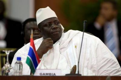 Как «вечный король» Гамбии сбежал после выборов , прихватив остатки государственной казны​ - argumenti.ru - Гамбия