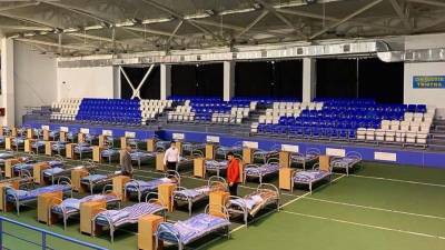 В Мангистау открыли дополнительные провизорные стационары. Один из них находится в теннисном центре - informburo.kz - Казахстан - Мангистауская обл. - Актау