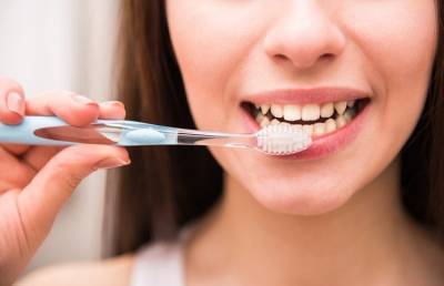 Дмитрий Смирнов - Что нужно делать, чтобы сохранить свои зубы до старости, рассказал стоматолог - ont.by