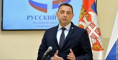 Александар Вучич - У министра обороны Сербии после парада в Москве нашли коронавирус - focus.ua - Москва - Россия - Украина - Сербия