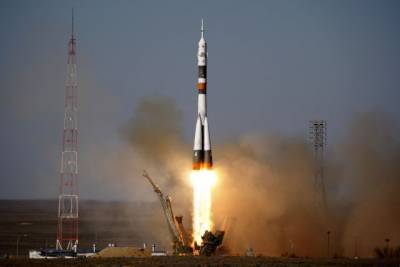 Из-за непогоды старт ракеты-носителя Vega отложен - aif.ru - Французская Гвиана