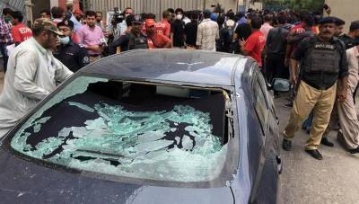 Полицейские ликвидировали всех напавших на биржу в Карачи боевиков - vesti.ru - Пакистан - Карачи