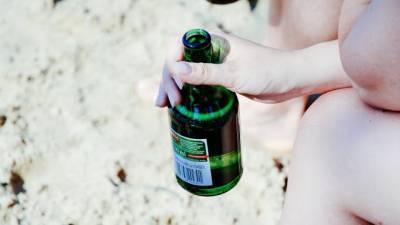 Отдыхающая в Токсово компания потеряла приятеля после водки, пива и купания - piter.tv