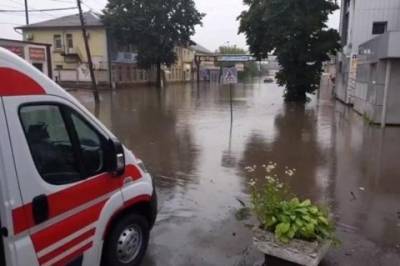 Под Львовом сильный ливень затопил четыре санатория - mignews.com.ua - Львов - Львовская обл.