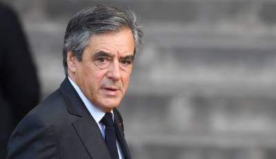 Эммануэля Макрон - Франсуа Фийон - Во Франции вынесли приговор экс-премьеру и главному конкуренту Макрона - 24tv.ua - Франция