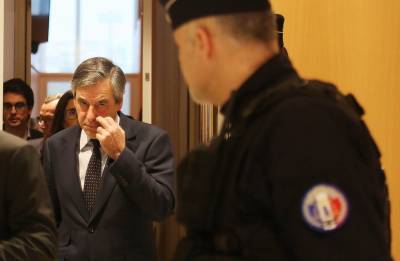 Франсуа Фийон - Адвокаты экс-премьера Франции обжалуют суровый приговор суда - tvc.ru - Франция - Париж