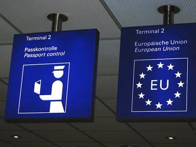 Без Украины. ЕС огласил список 14 "безопасных" стран, откуда будет пускать туристов - focus.ua - Россия - Китай - Южная Корея - США - Украина - Англия - Австралия - Грузия - Япония - Бразилия - Канада - Сербия - Новая Зеландия - Тунис - Черногория - Таиланд - Алжир - Марокко - Уругвай - Руанда