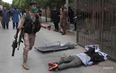 Имран-Хан Пакистан - Пакистан обвинил Индию в теракте в Карачи - korrespondent.net - Индия - Пакистан - Исламабад - Карачи - Нападение