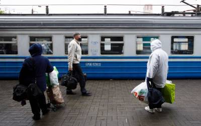 Киев возобновляет кольцевое движение городской электрички - rbc.ua - Киев