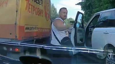 В Петербурге дорожный конфликт закончился стрельбой - vesti.ru - Санкт-Петербург