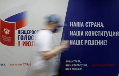 В ТВ-сюжет о голосовании по поправкам «без нарушений» в кадр попал момент вброса бюллетеней. Власти это отрицают - theins.ru - Мордовия - Саранск