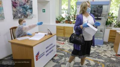 Жители Владивостока сообщили о своем выборе на голосовании по Конституции РФ - newinform.com - Россия - Владивосток - Конституция