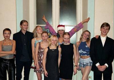 Владимир Путин - Екатерина Тихонова - Сергей Пугачев - Опубликованы детские фотографии дочерей Путина - ya62.ru - Россия